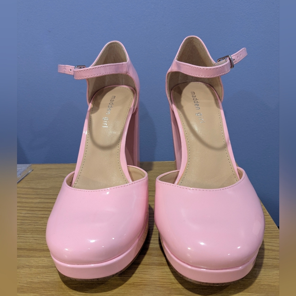Madden Girl Unaa heels